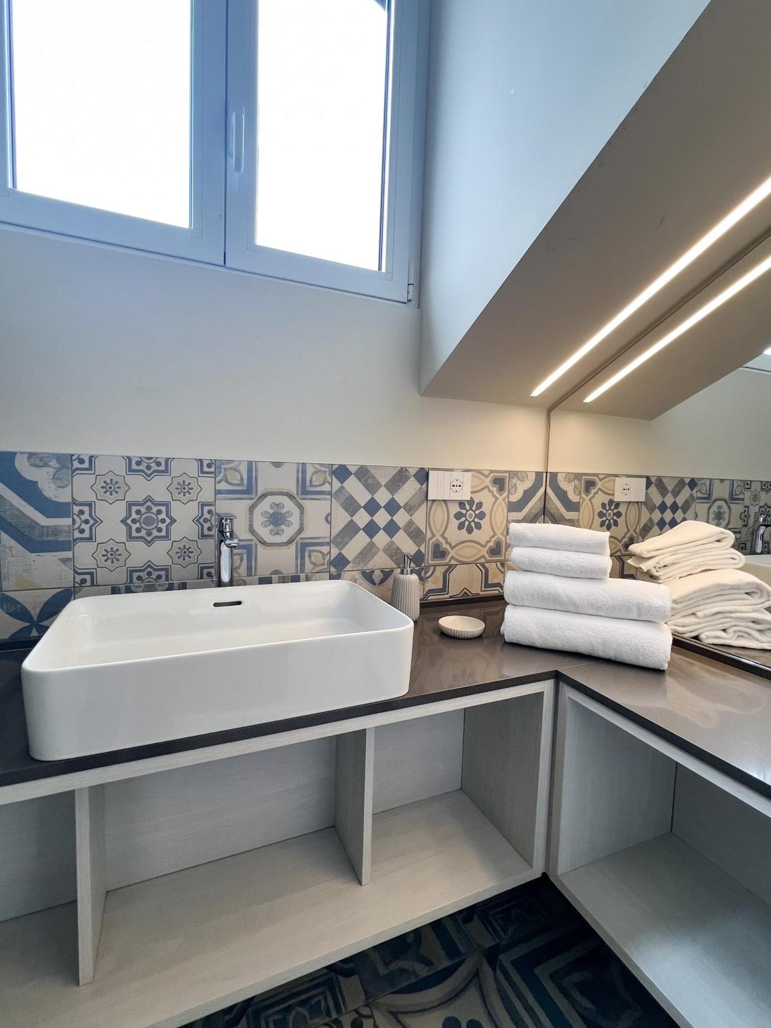 Comecasa 10 Minutes Walk From Duomo 2 Bedroom Apartment Milão Exterior foto