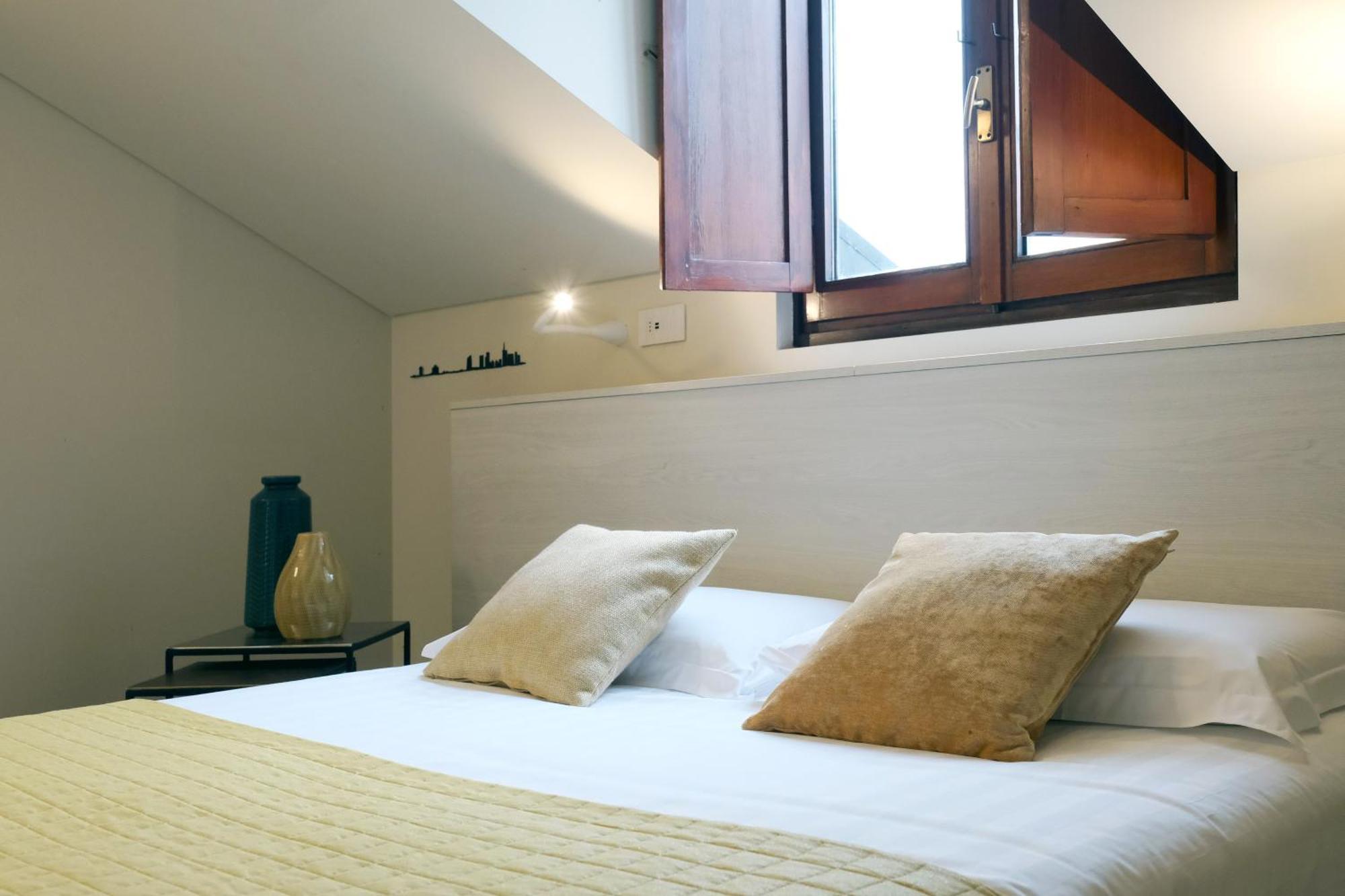 Comecasa 10 Minutes Walk From Duomo 2 Bedroom Apartment Milão Exterior foto